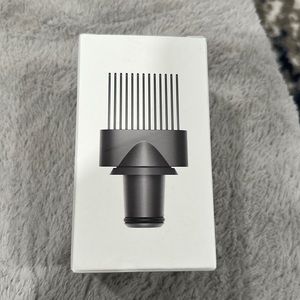 Dyson Supersonic wide-tooth comb attachment